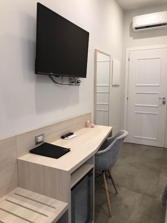 Schilizzi Hotel Наполи Екстериор снимка