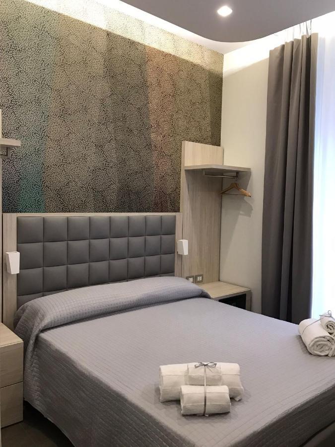 Schilizzi Hotel Наполи Екстериор снимка