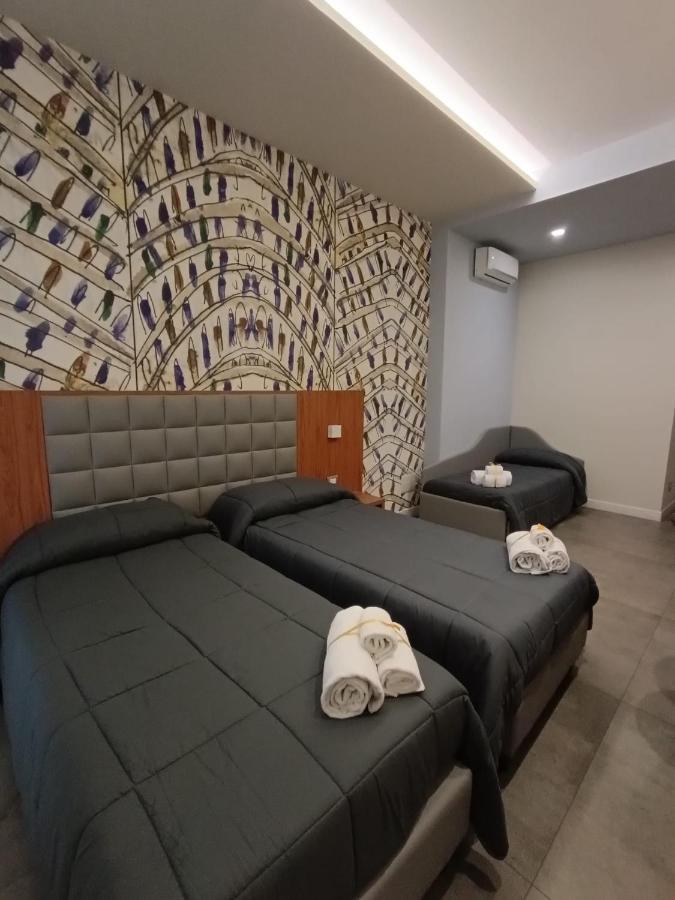 Schilizzi Hotel Наполи Екстериор снимка